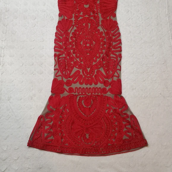 SOLD 🚫 JS Collections| Embroidered Soutache Trumpet Dress - Picture 4 of 11